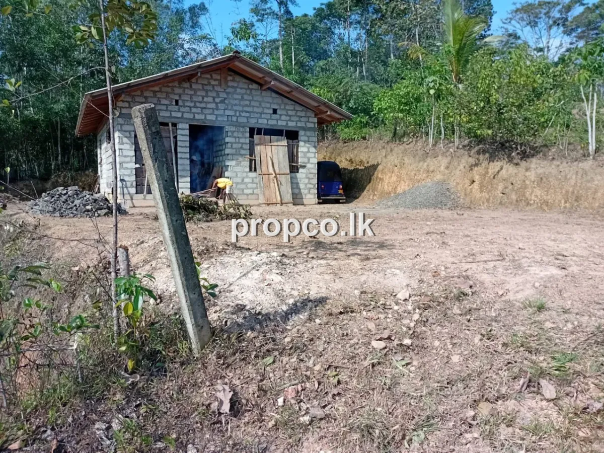 පර්චස් 14 ක අකුරැස්ස ප්රදේශයෙන් විකිණීමට නිවාස