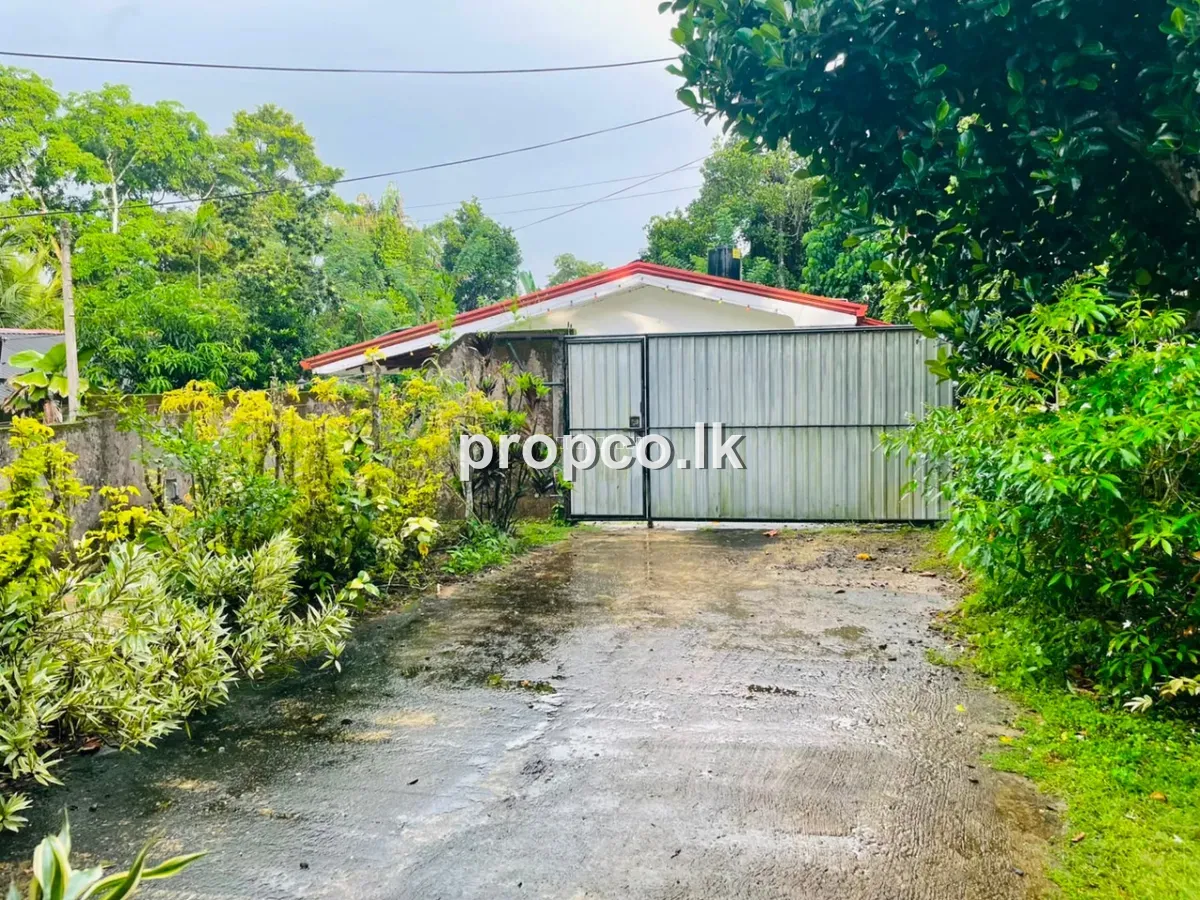 13.26 Perches House for Sale in Horana