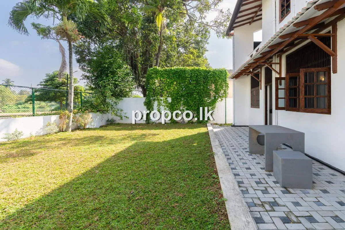 🏡 Beautiful Two-Story House for Sale – Delkanda / Rathanapitiya