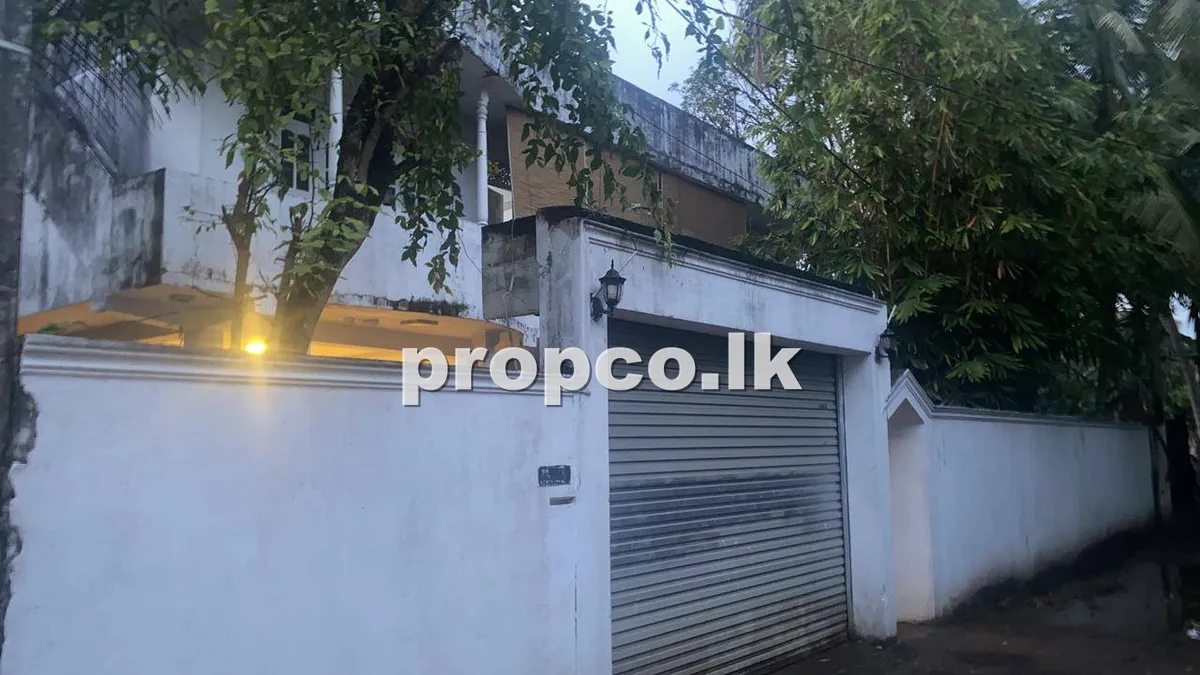17 Perches Houses for Sale in Gothatuwa