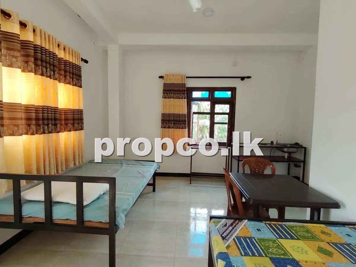 3 bed room in dambulla