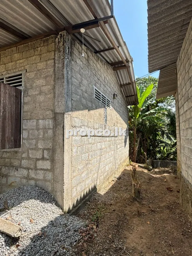 6.2 Perches Houses for Sale in Kirindiwela
