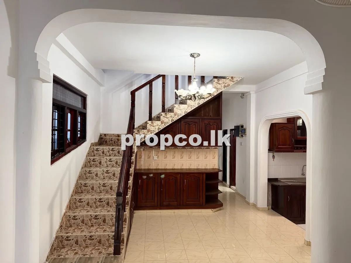 8.5 Perches Houses for Sale in Walgama