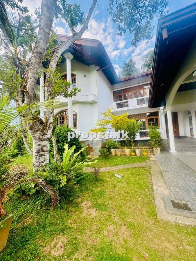 69.5 Perches Houses for Sale in Kahawatta